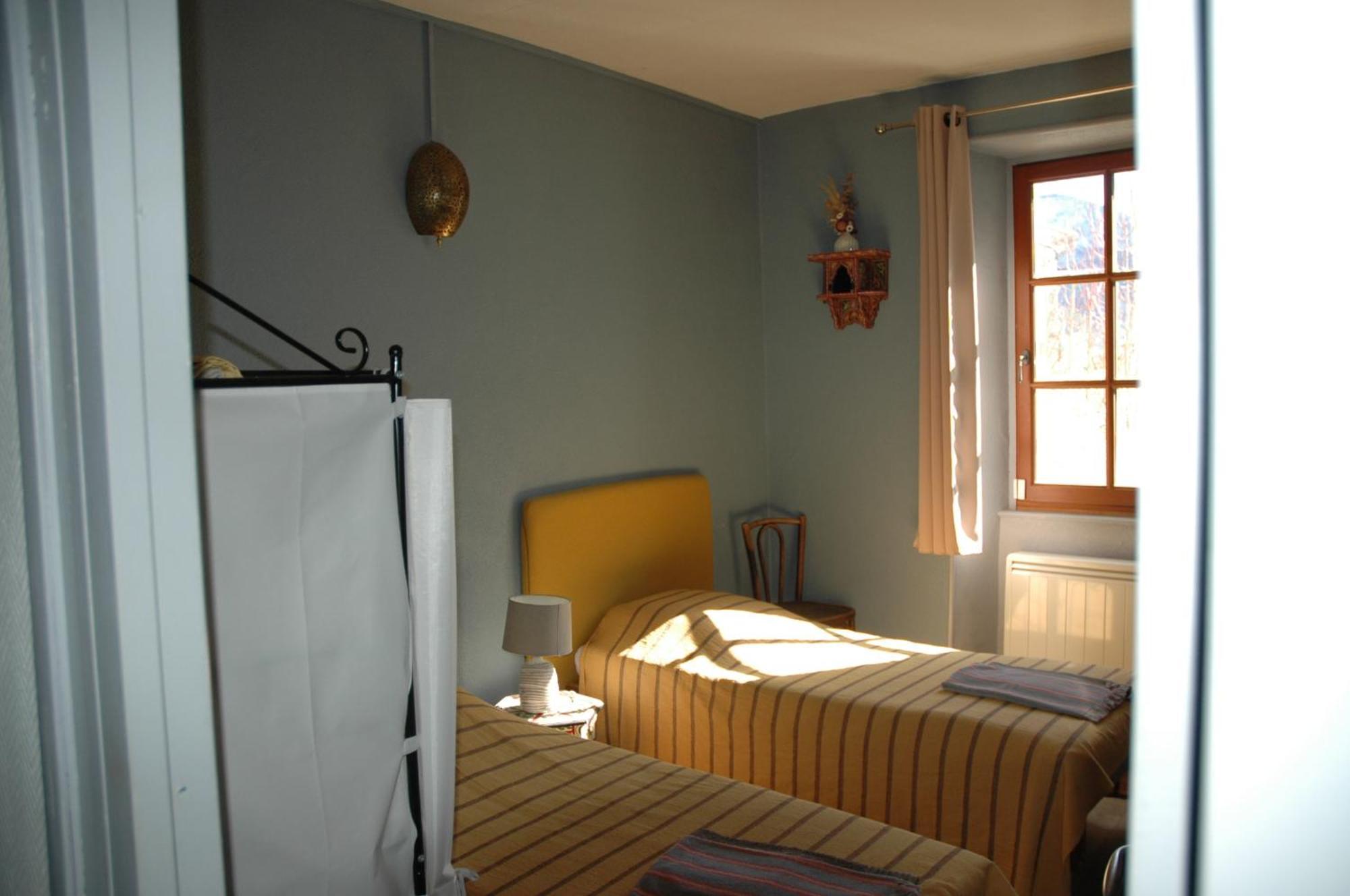 Le Dauphine Hotel Chatillon en Diois Bagian luar foto