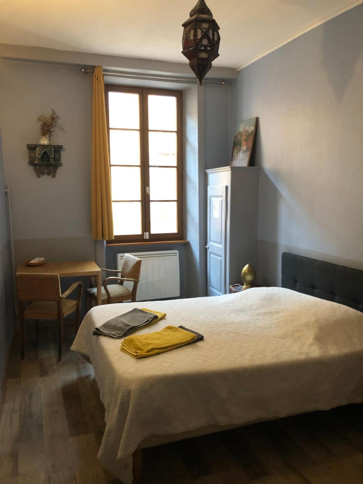 Le Dauphine Hotel Chatillon en Diois Bagian luar foto