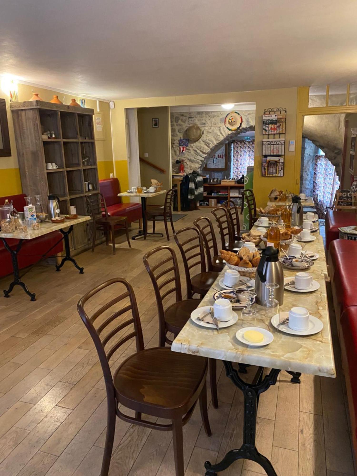 Le Dauphine Hotel Chatillon en Diois Bagian luar foto