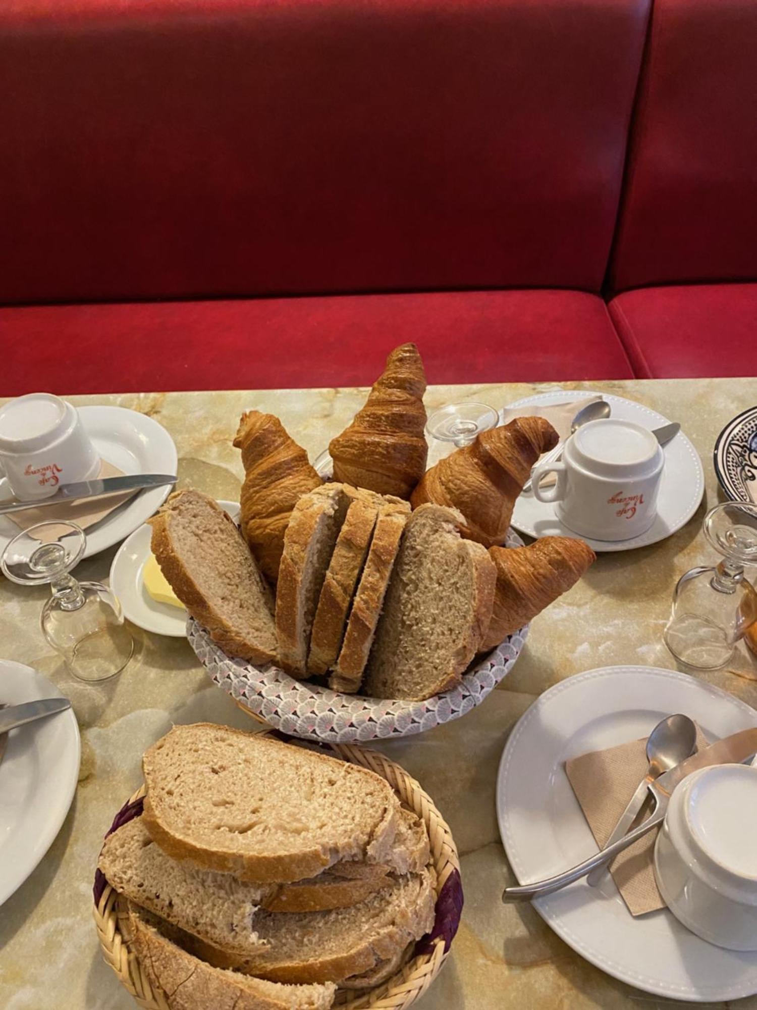 Le Dauphine Hotel Chatillon en Diois Bagian luar foto